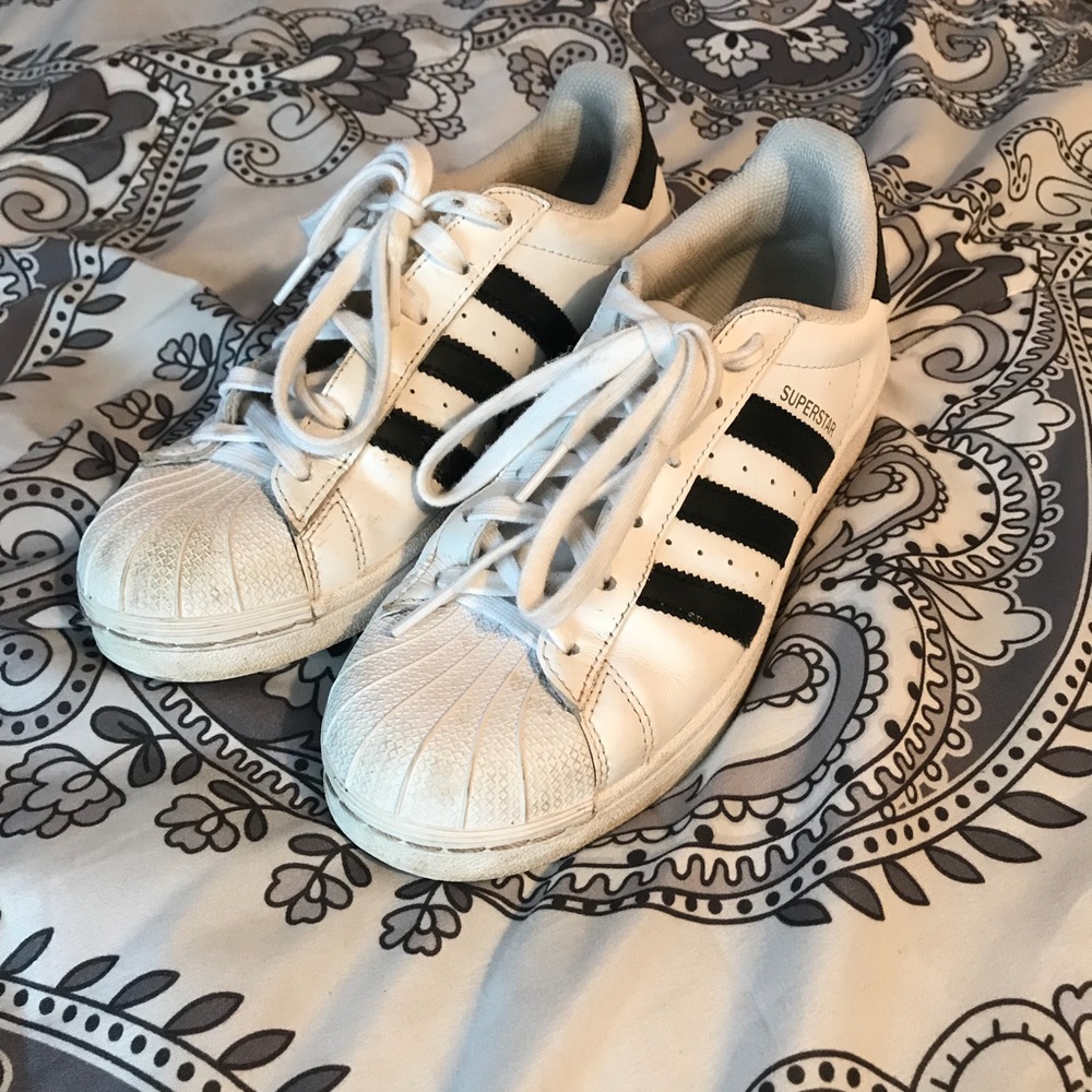 Adidas women’s shoes size 7.5